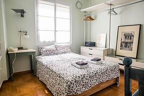 The Architect s 90m2 Flat a Breath From Parthenon