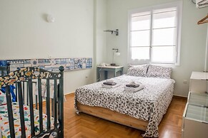 The Architect s 90m2 Flat a Breath From Parthenon