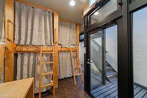 11Capsules (E JOY INN East Nippori Branch)