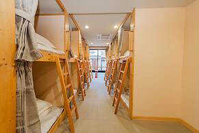 11Capsules (E JOY INN East Nippori Branch)