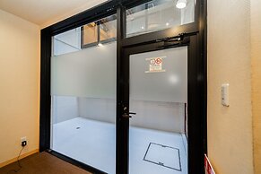 11Capsules (E JOY INN East Nippori Branch)