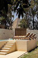 Sphinx House