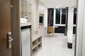 Bears Den Pattaya