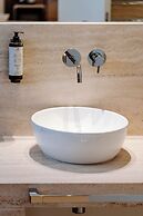 Aeris Suite & Relax