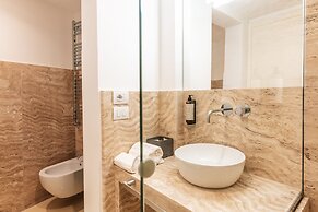 Aeris Suite & Relax