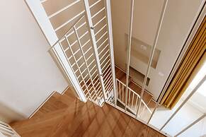 Aeris Suite & Relax
