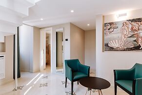 Aeris Suite & Relax