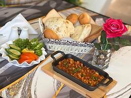 AL MADA AL Arabia Hotel