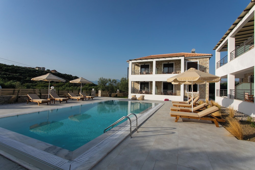 Michelangelo Suites and Apartments