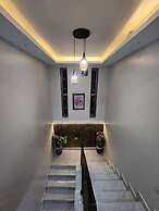 Exquisite 3bed 3bath Lake View Home in Entebbe