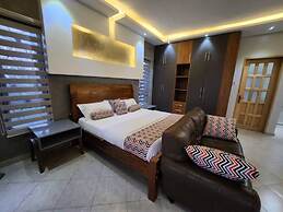 Exquisite 3bed 3bath Lake View Home in Entebbe