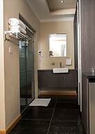 Charchoma Accommodation- Wells Villa