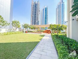Lux Burj Royale Full Burj Khalifa & Fountain View