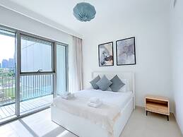 Stunning 2B in Downtown Views Burj Khalifa View