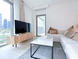 Stunning 2B in Downtown Views Burj Khalifa View