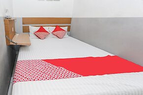 OYO 93584 RukotelNearICE BSD