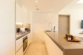 HiGuests - The Sterling by Omniyat