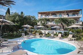 Loadstar Rooms & Suites