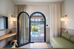Loadstar Rooms & Suites