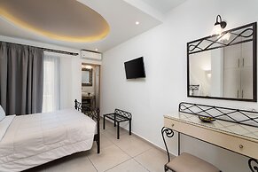 Pithos Apartments