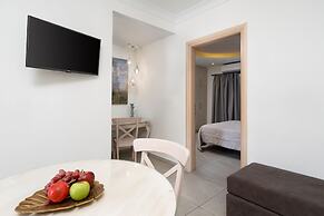 Pithos Apartments