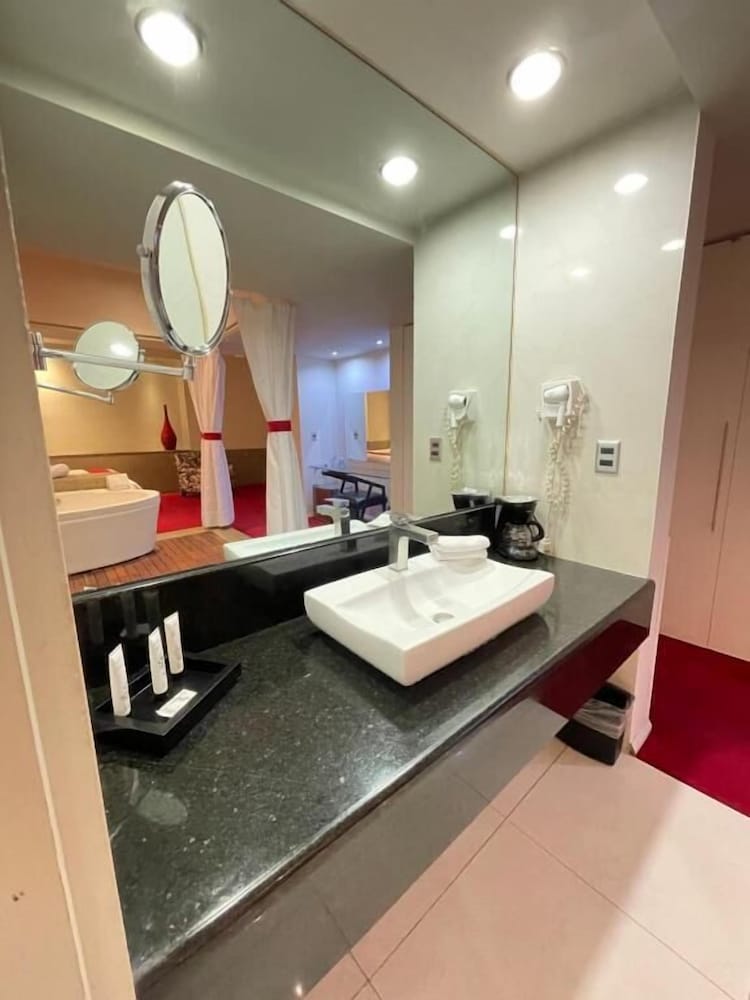 Zújmú Business Boutique Hotel
