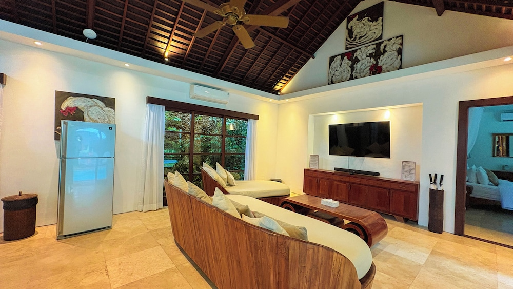 LataLiana, Seminyak