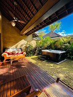 LataLiana, Seminyak