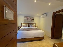 LataLiana, Seminyak