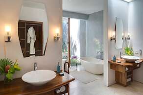 LataLiana, Seminyak