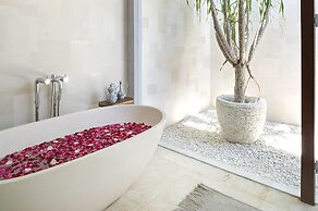 LataLiana, Seminyak