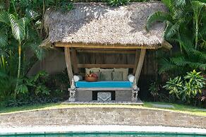 LataLiana, Seminyak
