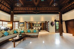 LataLiana, Seminyak
