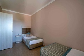 Palmeras Beach Hotel