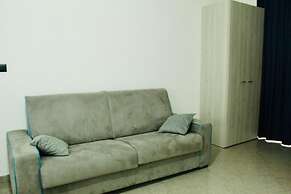 BEAUTY HOUSE