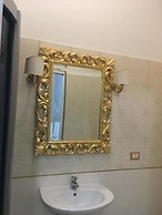 BEAUTY HOUSE
