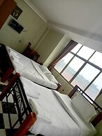Newstead Hotel