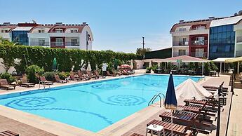 Side Legend Hotel