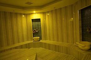 Side Legend Hotel