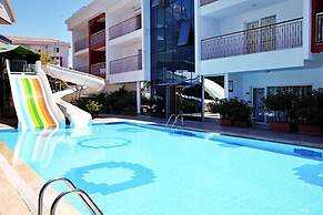 Side Legend Hotel