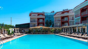 Side Legend Hotel