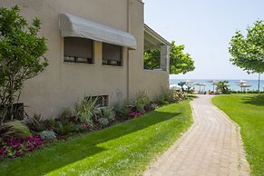 Alkioni by the Sea Hotel