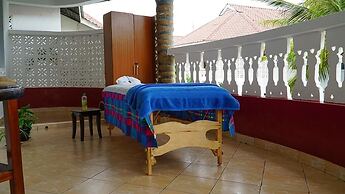 Lux Suites Diani Holiday Villas
