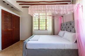 Lux Suites Diani Holiday Villas
