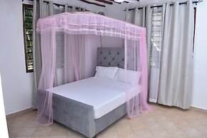 Lux Suites Diani Holiday Villas