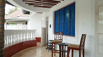 Lux Suites Diani Holiday Villas