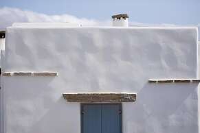 Villa Mira Paros  Luxury Suites