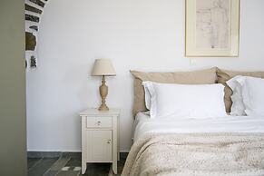 Anthemion Paros Villas & Suites