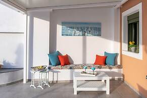 Arktos Sunset Villa
