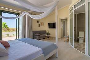 Arktos Sunset Villa